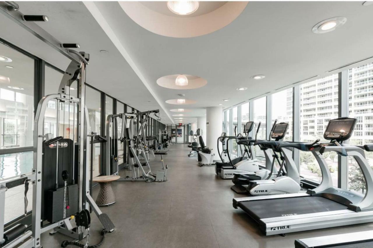 30 Off Lake View Property Heart Of Downtown Toronto Bagian luar foto